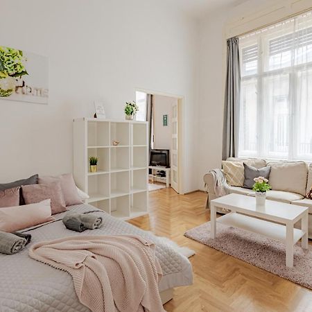 Vintage Home Next To Central Market Hall Budapest Bagian luar foto